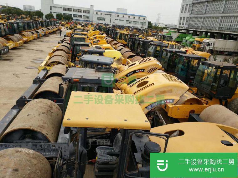 轉讓9成新二手徐工26噸壓路機