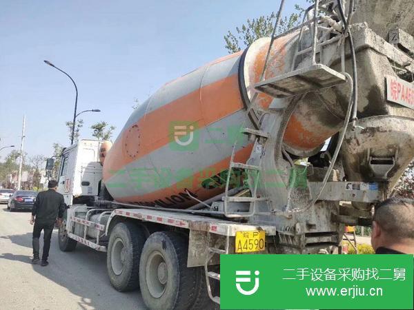 轉讓二手攪拌罐車豪沃13年底大12方二手攪拌車