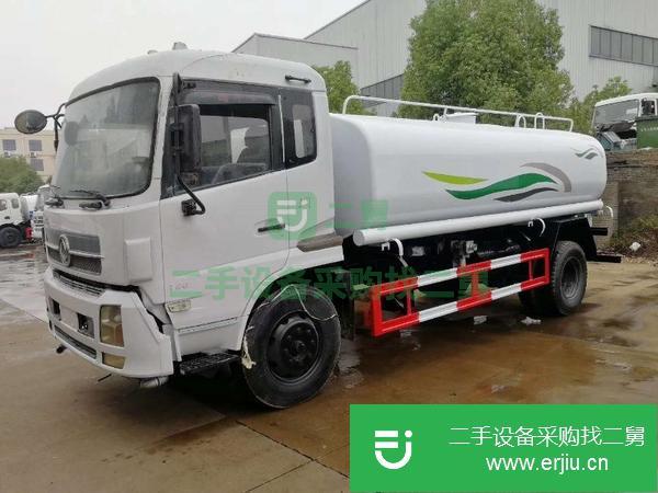 二手灑水車8噸到15噸著急出售