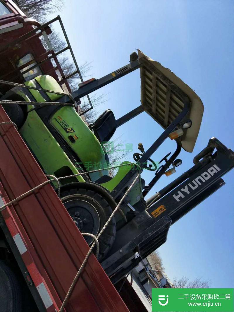 出售兩輛3噸小叉車