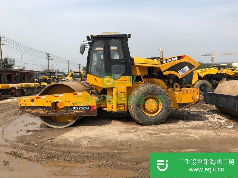 轉(zhuǎn)讓9成新二手徐工26噸壓路機(jī)