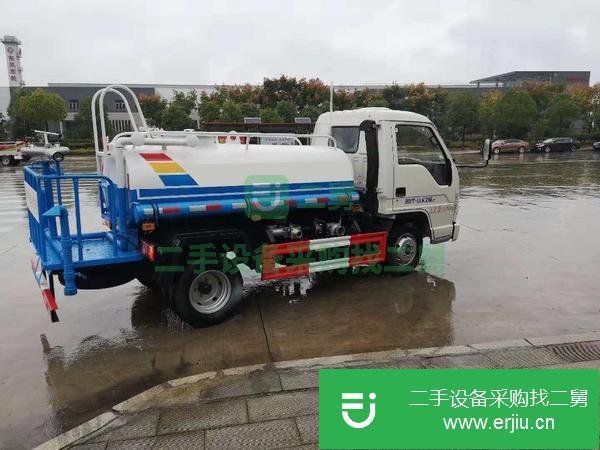 轉(zhuǎn)讓二手的2.5方灑水車,上藍(lán)牌