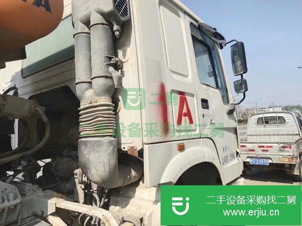 轉讓二手攪拌罐車豪沃13年底大12方二手攪拌車
