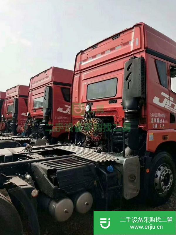 轉(zhuǎn)讓二手的20臺(tái)JH6420牽引車(chē)  還有歐曼德龍?zhí)忑堒?chē)型
