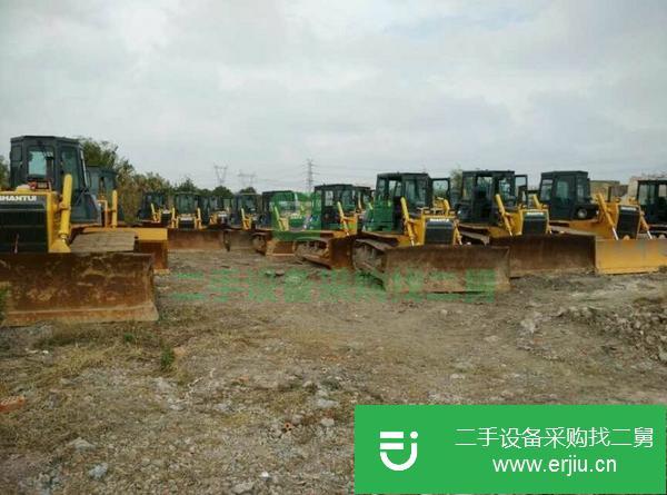 轉(zhuǎn)讓山推160推土機(jī)山推220推土機(jī)質(zhì)保一年