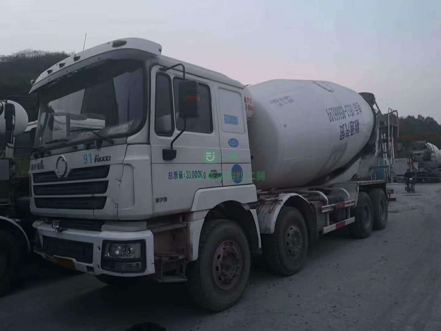 出售15年精品德龍攪拌車，二十方，國四排放