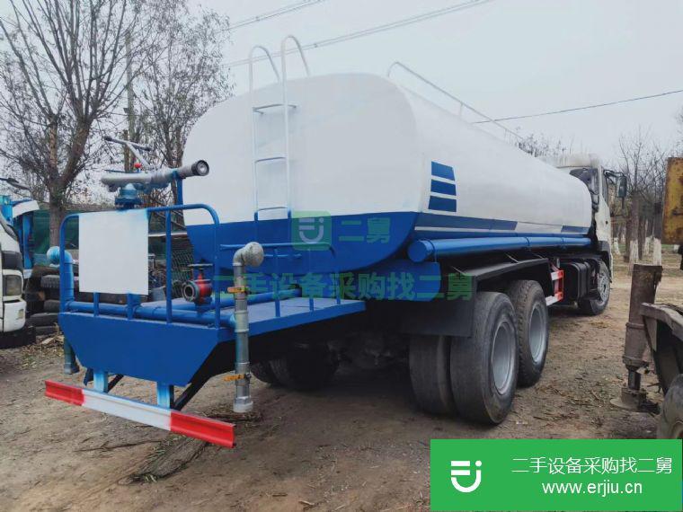 轉讓:二手工地用十噸灑水車