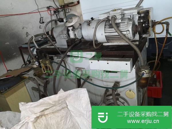 轉讓轉廠里閑置2015年無錫M215A內圓磨床一臺