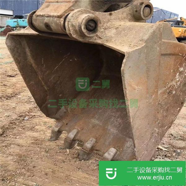 出售三一205挖掘機  沃爾沃210挖掘機