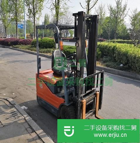 轉(zhuǎn)讓1噸交流電動二手叉車