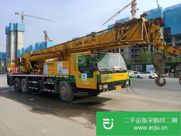 轉讓急用錢賣一臺2010年徐工25K-1吊車