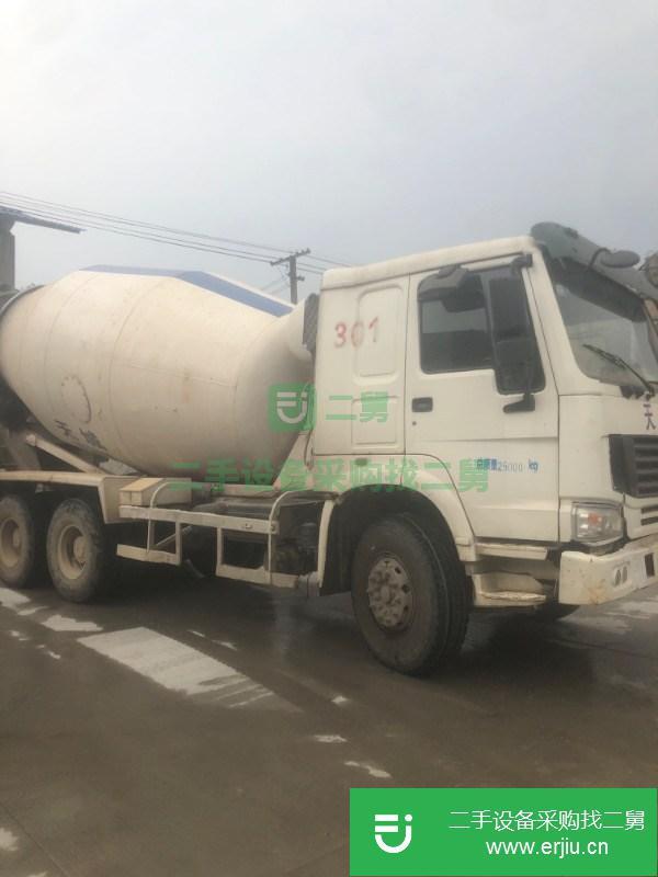 轉讓處理12年豪沃大12方攪拌車