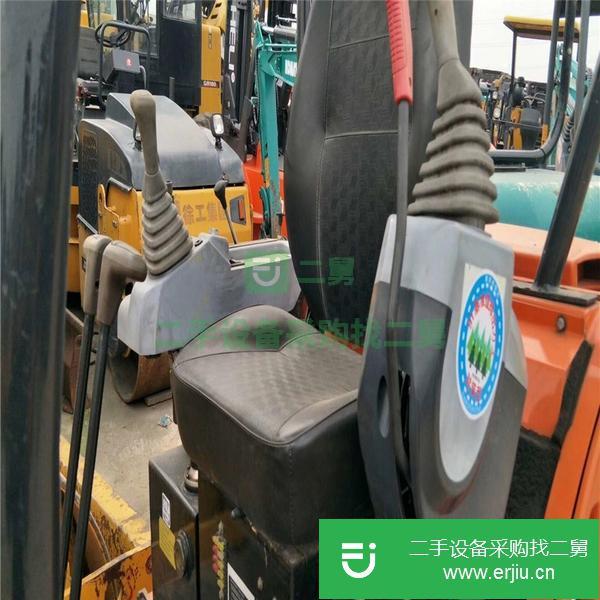 轉讓精品小型挖掘機,二手日立20挖掘機