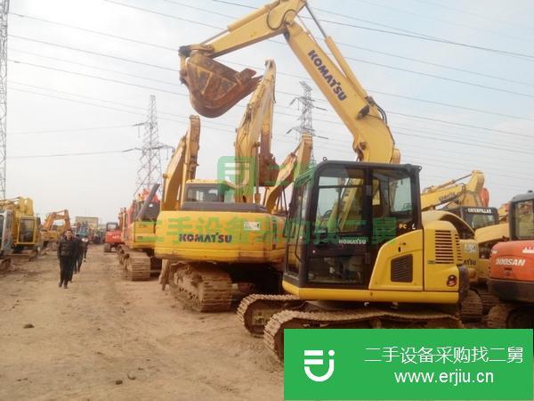 轉(zhuǎn)讓二手小松60-7挖掘機(jī) 二手挖土機(jī)