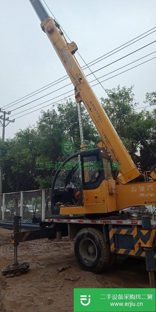 轉讓柳工三節(jié)八噸吊車