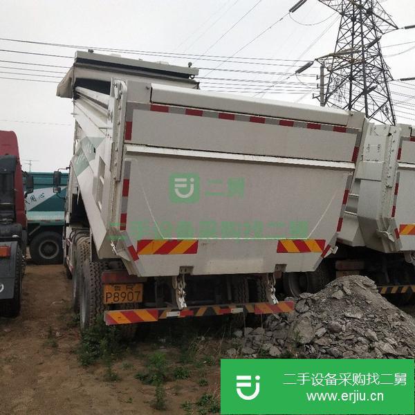 轉讓二手的天然氣豪沃自卸車