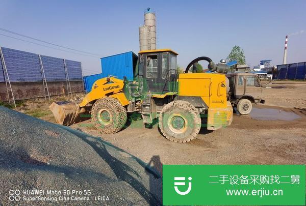出售18年6月份柳工50裝載機2臺臨工60裝載機1臺