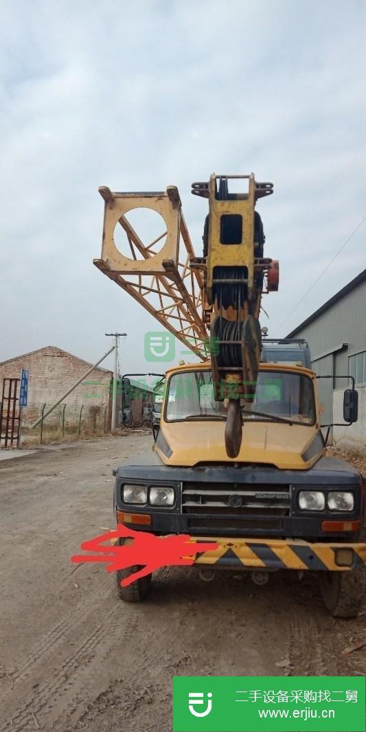 轉讓柳工三節(jié)八噸吊車