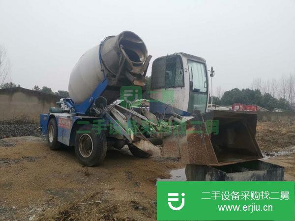 低價轉讓海田重工4立方自上料攪拌車2臺