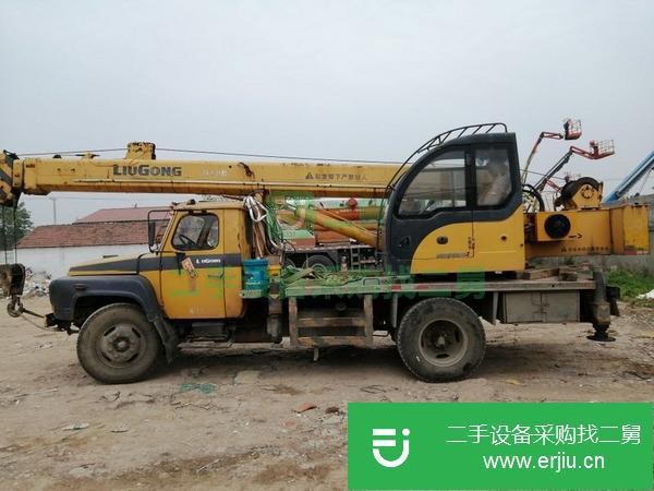 10年12月上牌柳工8噸吊車出售