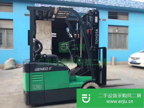 出售二手叉車：合力，豐田，杭州，小松，龍工等