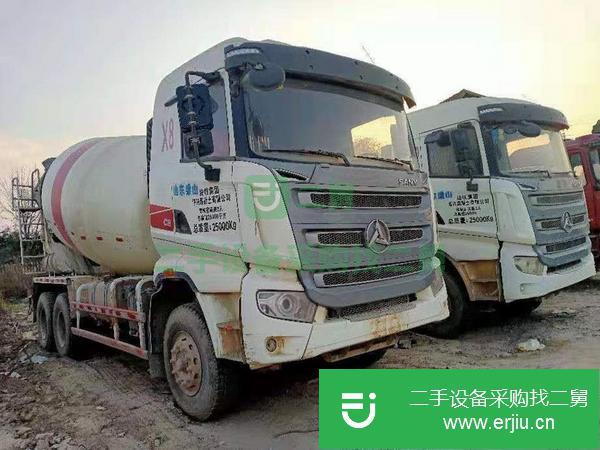 轉讓一批二手歐曼，德龍豪沃解放J6混凝土攪拌罐車現車多無事故