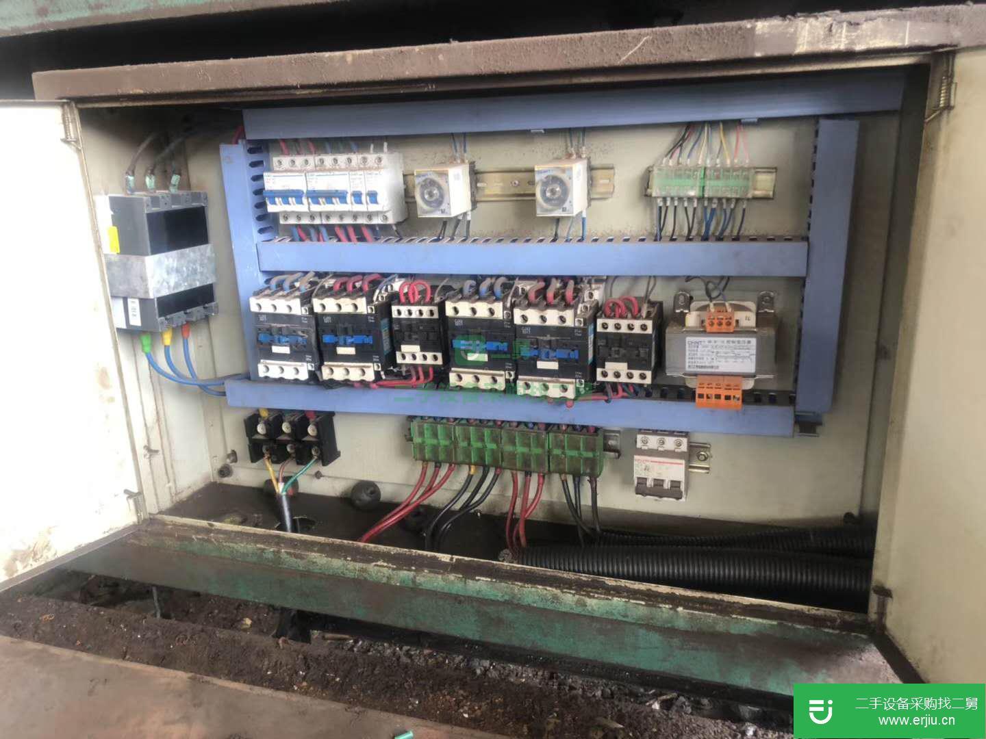 出售二手的八角金屬液壓打包機
