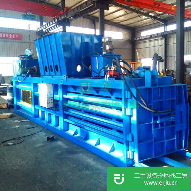 出售二手的重慶立式廢塑料瓶編織袋易拉罐廢紙箱壓打包機