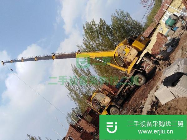 濟寧鑫達吊車5米六節(jié)，正在使用中底價轉讓