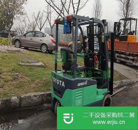 轉(zhuǎn)讓1噸交流電動二手叉車
