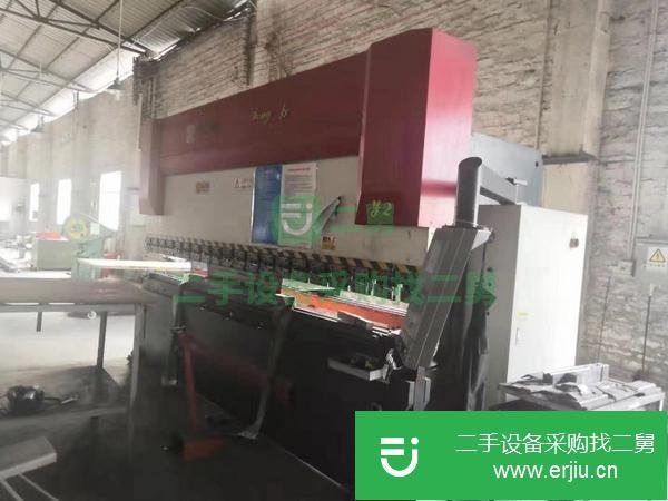 轉(zhuǎn)讓深圳豐科160tx4米4+1軸電液伺服數(shù)控折彎?rùn)C(jī)