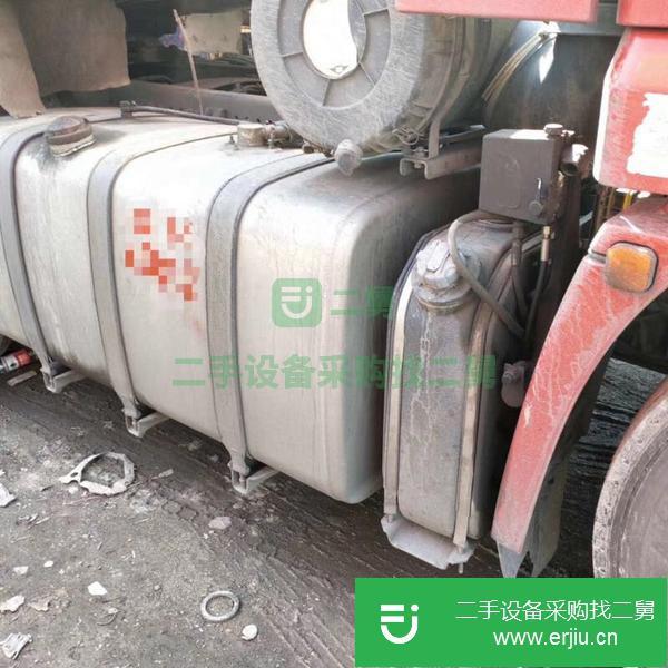 轉讓二手的陜汽德龍X3000牽引車  濰柴500馬力  17年9月份上戶   配13米高低板倉欄