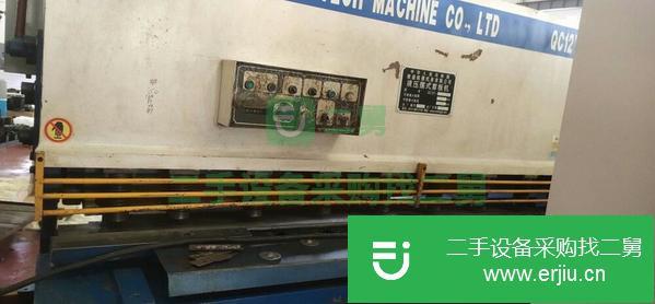 轉(zhuǎn)讓九成新2.5米剪12的剪板機(jī)
