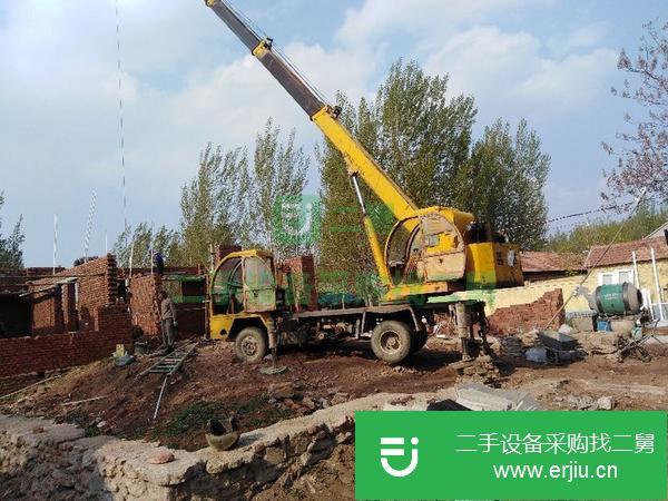 濟寧鑫達吊車5米六節(jié)，正在使用中底價轉讓