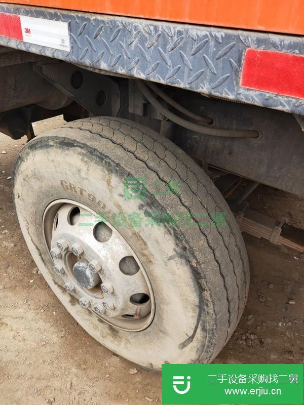 出售12年中聯20噸吊車