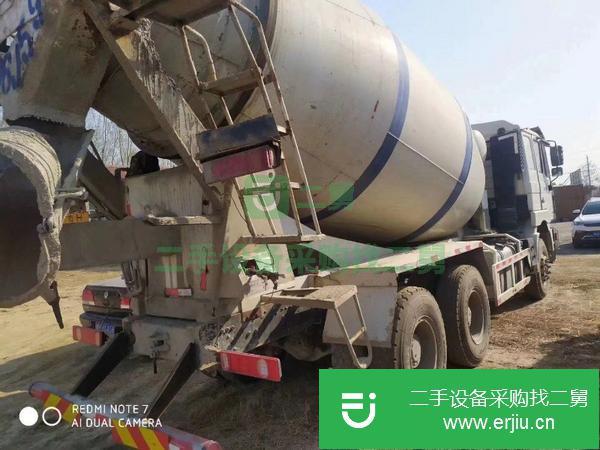 轉讓二手混凝土攪拌車 17年12方德龍水泥攪拌罐車