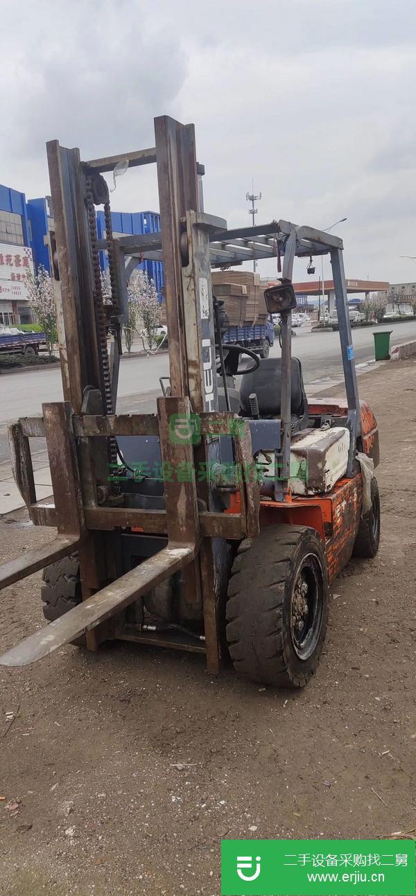 出售二手八成新叉車