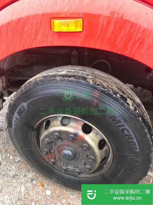 二手的16年半掛車危險品運輸車低價出售
