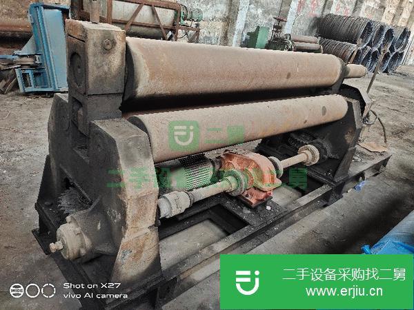 轉(zhuǎn)讓低價(jià)處理二手實(shí)心棍子W11-20*2000對(duì)稱式機(jī)械自動(dòng)卷板機(jī)