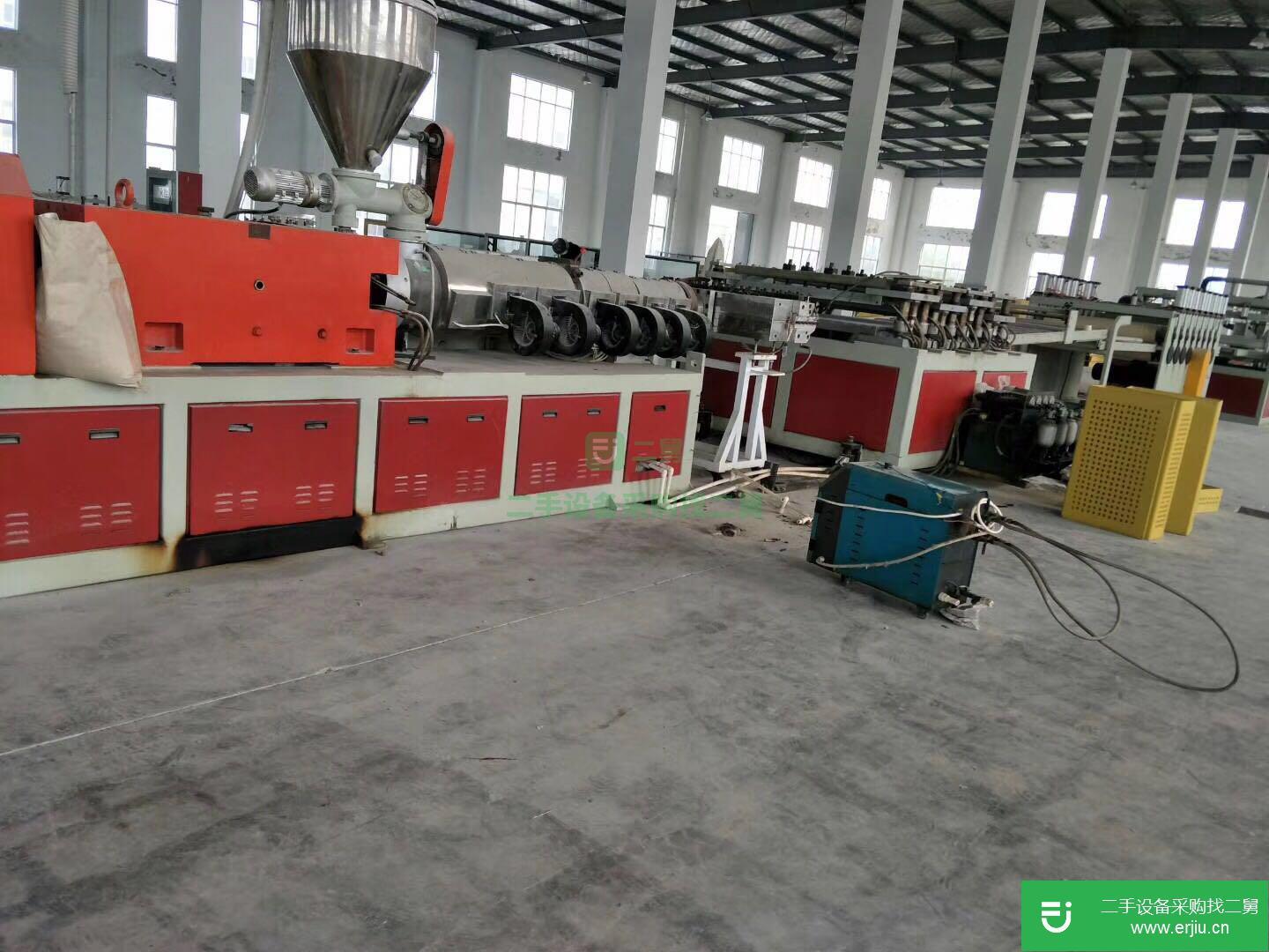 出售二手九成新擠出機