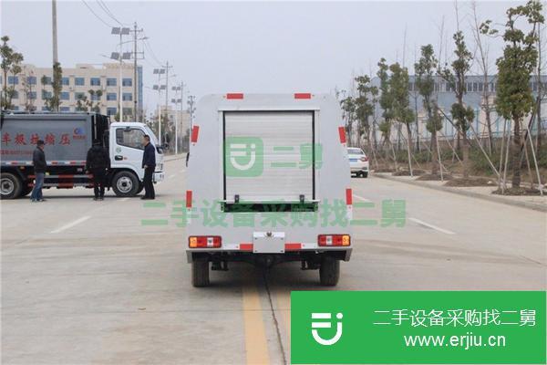 轉讓二手的養護車  人行道清洗  墻面牛皮鮮 一車多用  價格從優