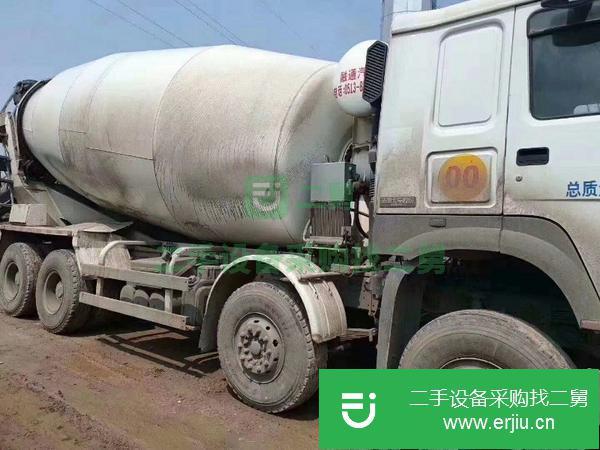 二手混凝土攪拌車 轉讓17年豪沃大20方水泥攪拌車