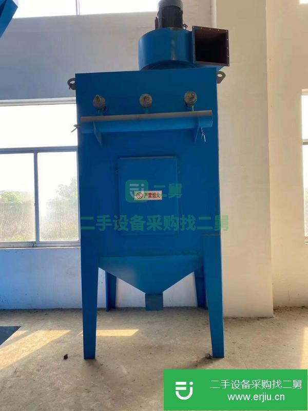 出售2.6x2.8米吊勾拋丸機(jī)一臺(tái)