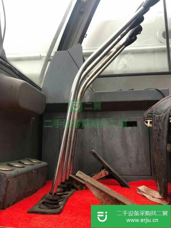 轉讓2010年中聯16噸吊車，中聯16噸，16噸吊車， 16噸