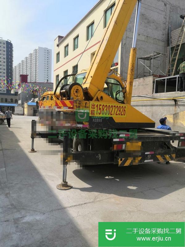 出售08年徐工吊車12噸，電噴，有手續年審到2021年6月