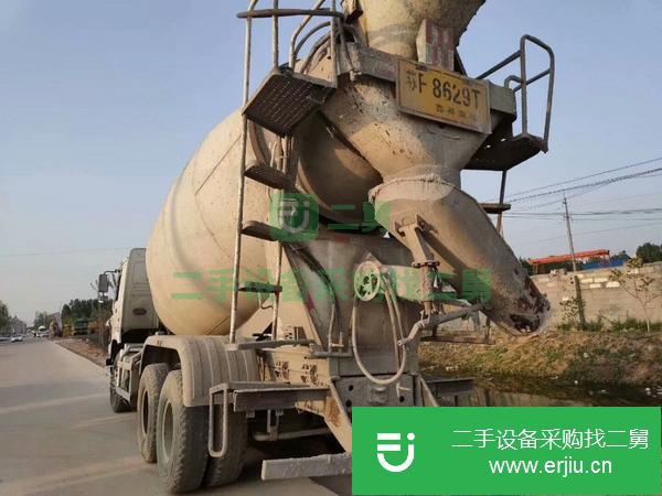 轉讓二手混泥土攪拌車 11年大12方二手攪拌罐車