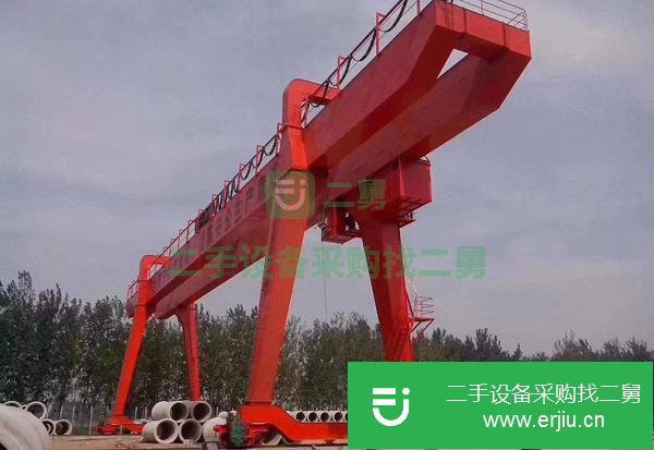 出售二手的九成新的32噸水泥房子龍門吊,廠家直銷