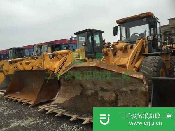 二手裝載機現(xiàn)貨低價轉(zhuǎn)讓出售