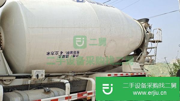 轉讓兩臺豪沃國五大20方，17年和18年的攪拌車