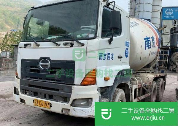 出售二手12年4月的日野攪拌車一臺